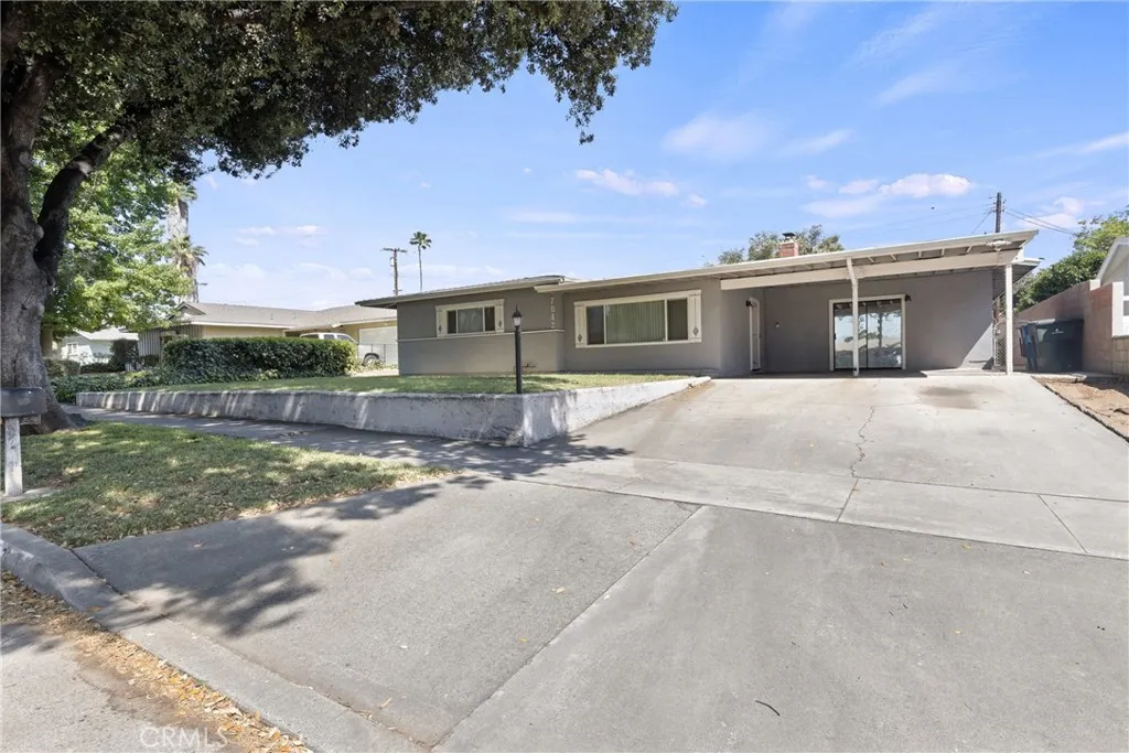 7042 Rainbow Court, Riverside, California 92506 home-pic-0